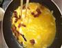 韭菜腊肠炒鸡蛋的做法图解6