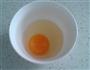 微波炉酱油鸡蛋的做法图解2