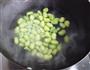 橄榄菜俏拌蚕豆的做法图解2