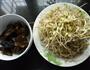 黑木耳炒豆芽的做法图解1