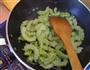 花蛤煮苦瓜的做法图解3