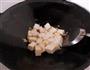 虾仁烧豆腐的做法图解4