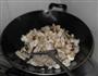 肉片炒双菇的做法图解5