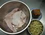 肉皮冻的做法图解1