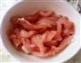 洋葱滑肉汤的做法图解2