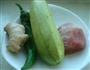 西葫芦炒肉片的做法图解1