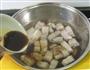 豇豆干烧五花肉的做法步骤6
