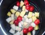美白醪糟水果甜汤的做法图解2