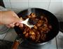 茶树菇炒仔鸡的做法图解12
