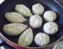 小白菜柳叶煎包的做法图解16
