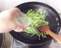 茭白肉丝炒面的做法图解8