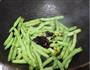 干煸四季豆的做法图解6