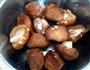 干炸香菇的做法图解1