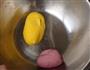 南瓜紫薯面的做法图解1