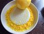 柠檬戚风蛋糕的做法图解1