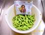 香糟毛豆的做法图解1