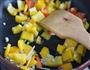 松仁芦笋三文鱼粒的做法图解6