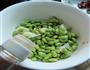 凉拌青豆的做法图解3