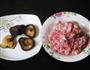 香菇肉末的做法图解1