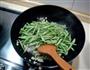 扁豆焖面的做法图解2