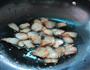 鲜黄豆炒腊肉的做法图解4