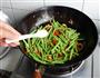 豇豆炒里脊的做法图解7
