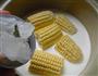奶香玉米棒的做法图解4