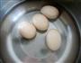 鸳鸯鸡蛋的做法图解1
