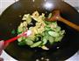 鸡蛋炒黄瓜的做法图解5