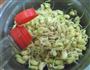 凉拌豆芽的做法图解9