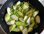 丝瓜炒毛豆的做法图解6