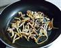 鱿鱼干炒荷兰豆的做法图解5