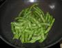 瘦肉炒四季豆的做法图解4