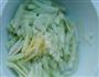 凉拌西瓜皮的做法图解5