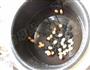 黑豆花生银耳羹的做法图解3