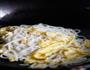 鸡蛋炒米粉的做法图解7