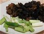 香葱爆木耳的做法图解1