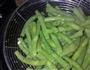 凉拌豆角的做法图解2