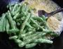干煸豆角的做法图解3