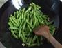 蒜苗刀豆的做法图解4