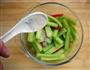凉拌酸辣黄瓜的做法图解3