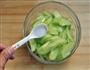 黄瓜汆里脊肉片的做法图解4