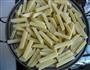 炸薯条的做法图解3