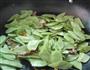 红烧荷兰豆的做法图解6