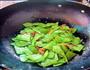 红烧荷兰豆的做法图解8