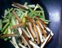 剁椒芹菜炒豆干的做法图解8