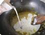 奶香蘑菇意面的做法图解5