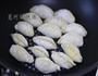 生煎饺子的做法图解2
