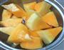 木瓜炖牛奶的做法图解2