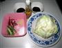 炝炒圆白菜的做法图解1